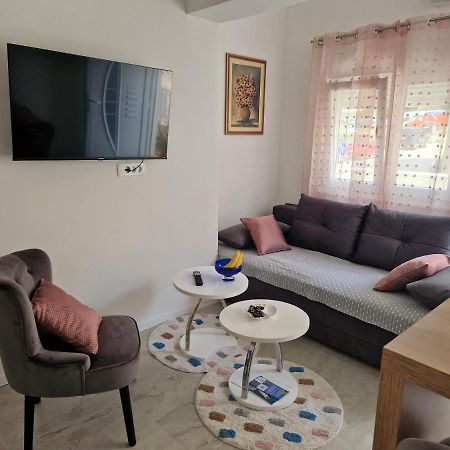 Apartman Leana Apartment สปลิท ภายนอก รูปภาพ